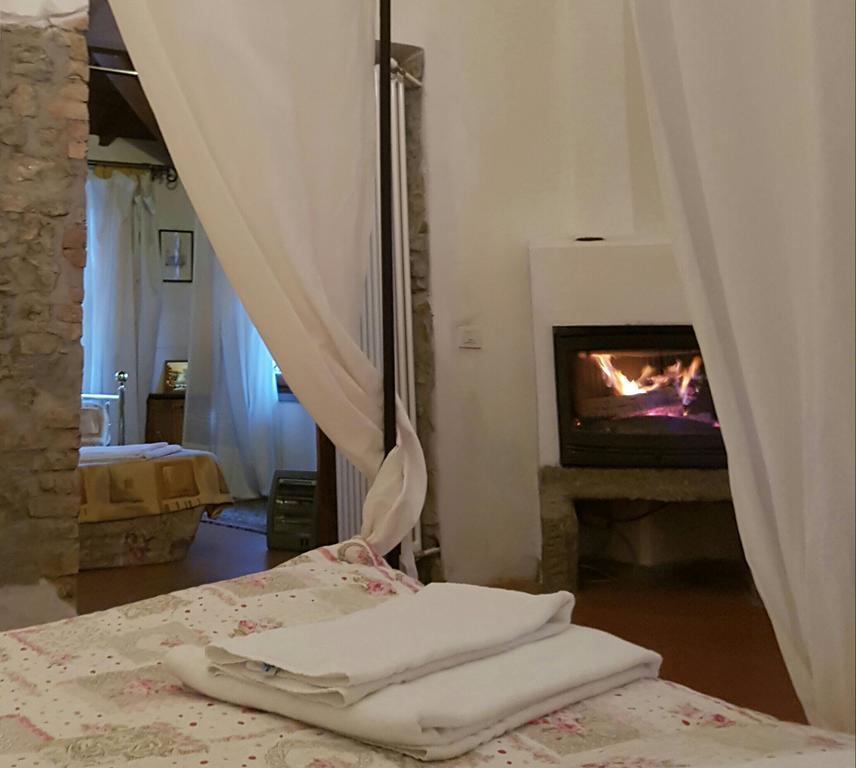 San Martino Country Villa B&B 바르베리노 디 무겔로 외부 사진